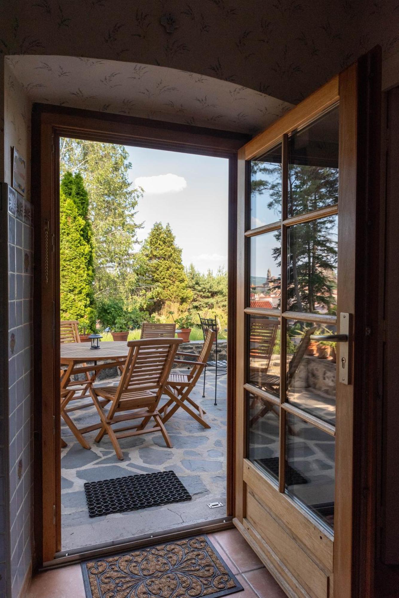 Vila La Maison De Mireille Le Puy-en-Velay Exteriér fotografie